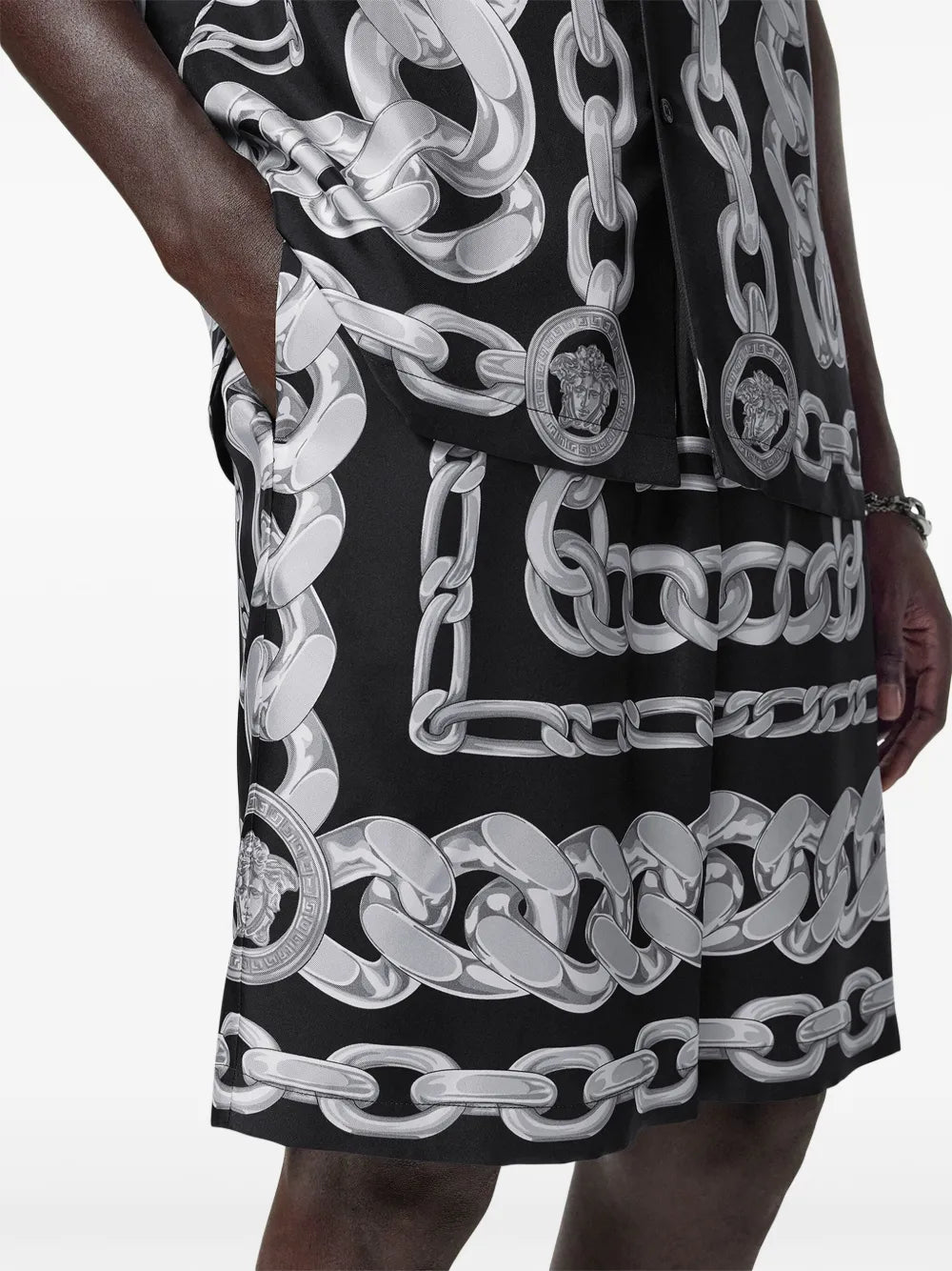 Short Medusa Chains
