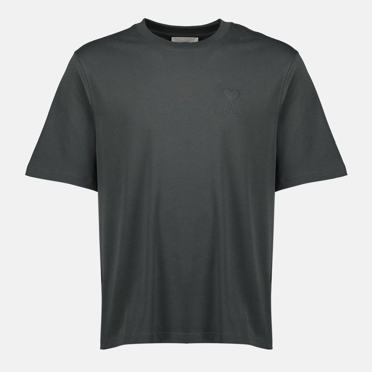 T-shirt logo